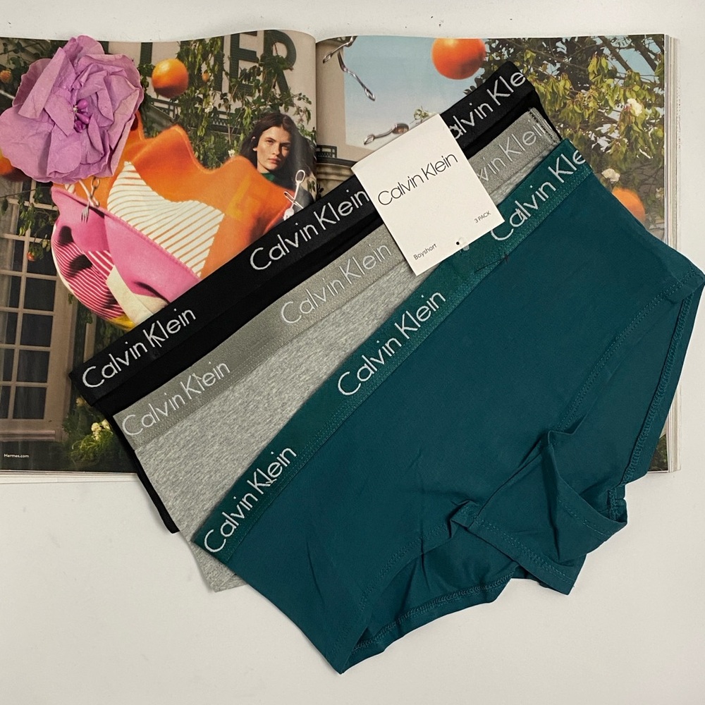 - NEW Calvin Klein Stretch Cotton BoyShorts 3pc